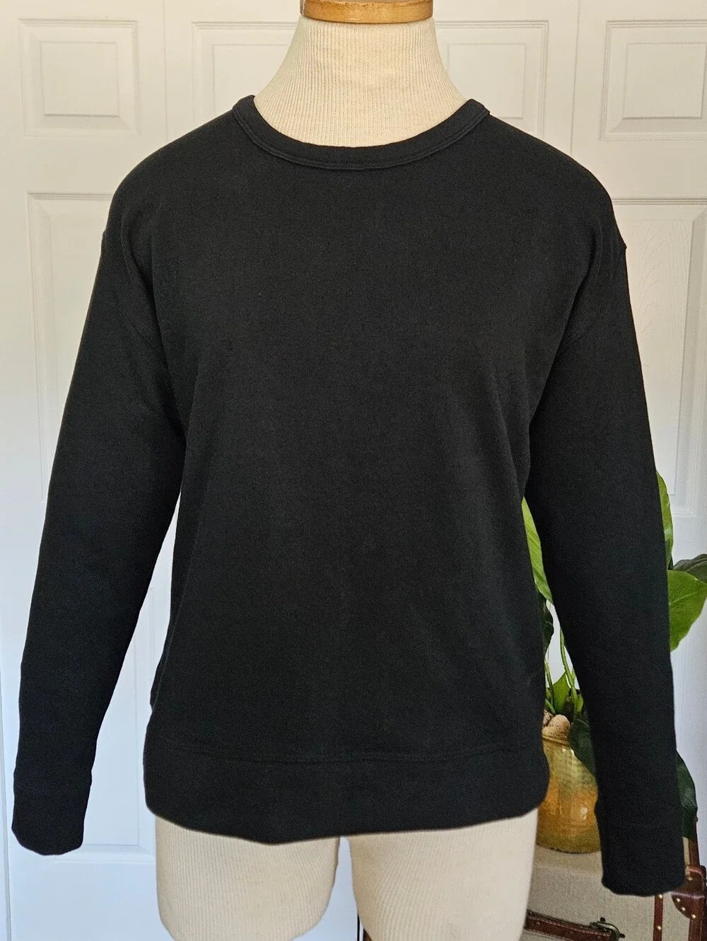 NWT Nike Dri-FIT Versa Open Back Sweatshirt Coquette Balletcore Athletic Size S